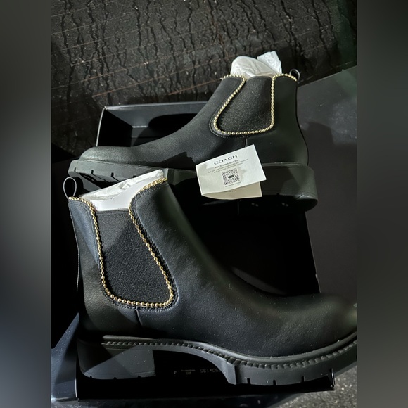 new in box coach black levy leather booties - Picture 3 of 6